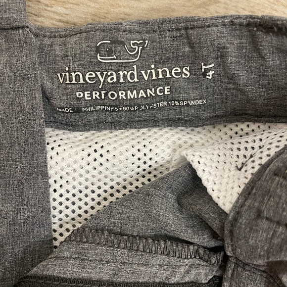 Gray Vineyard Vines Performance Breaker Shorts - Picture 3 of 4